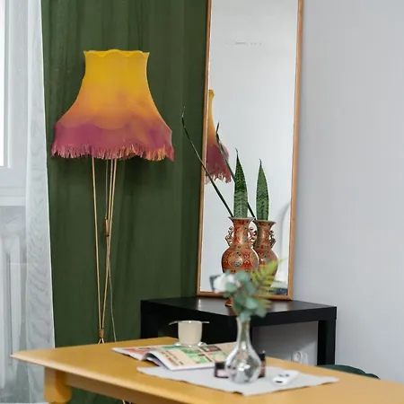 Retro Studio With Balcony In By Renters Appartement Poznań
