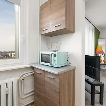 Retro Studio With Balcony In By Renters Appartement
